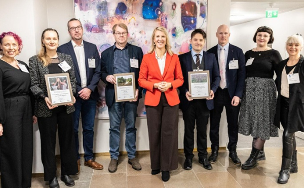 Crowdsorsa mobile game wins Finnish Biodiversity Award Crowdsorsa mobile game wins Finnish Biodiversity Award