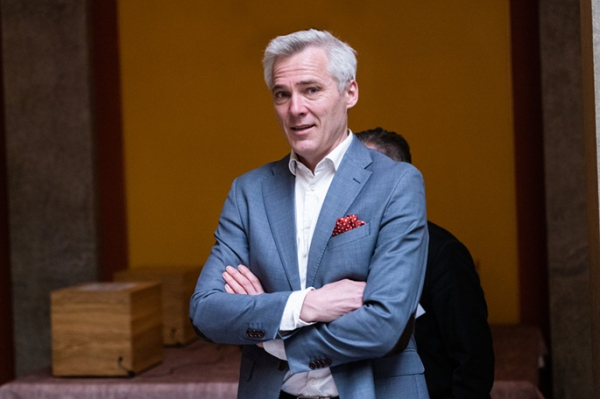 Adlercreutz’s trip to Greenland cancelled due to flight disruption Adlercreutz’s trip to Greenland cancelled due to flight disruption